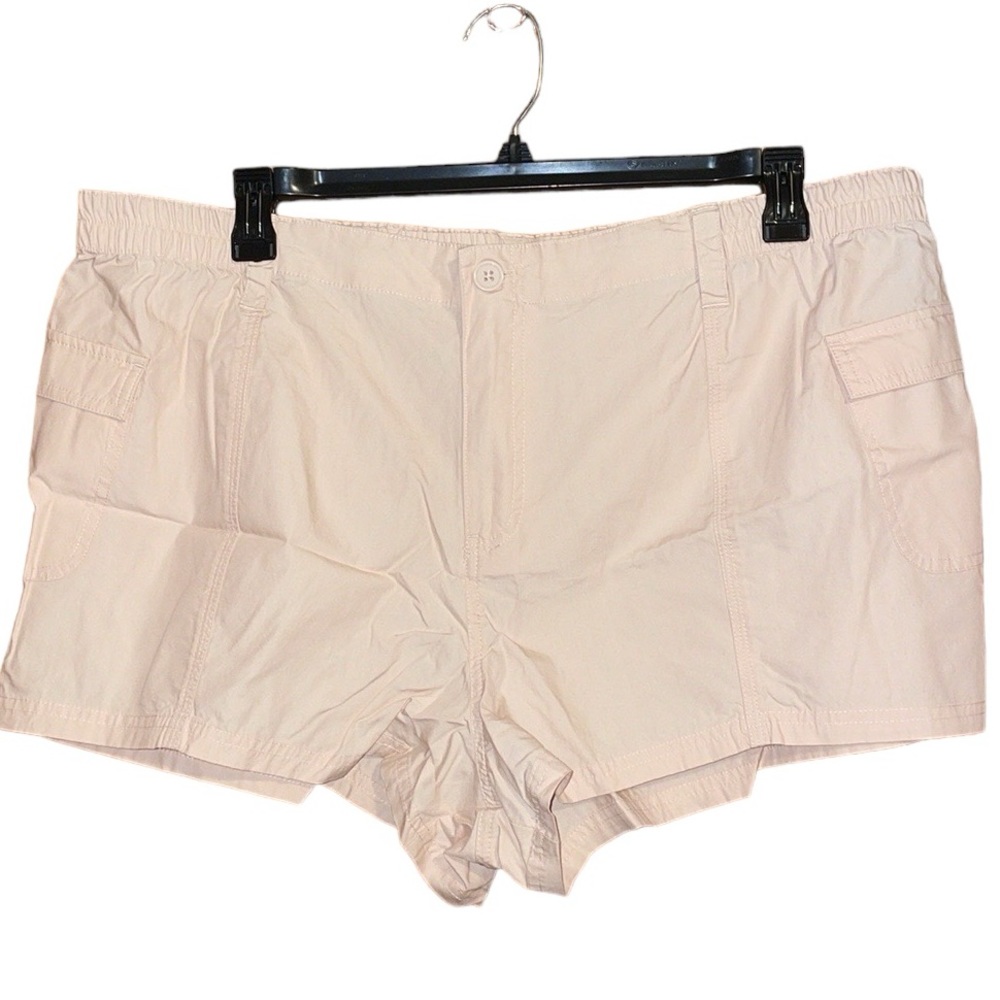 •WILD FABLE•NWT KHAKI/BEIGE CARGO LIGHTWEIGHT SHORTS WITH ELASTIC SIDES/BACK 1X